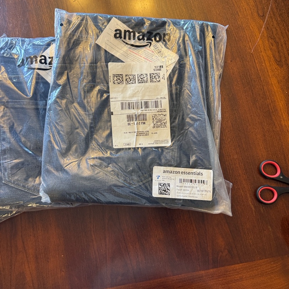 Amazon Essentials Triple Pack Black Tees NWT - image 13